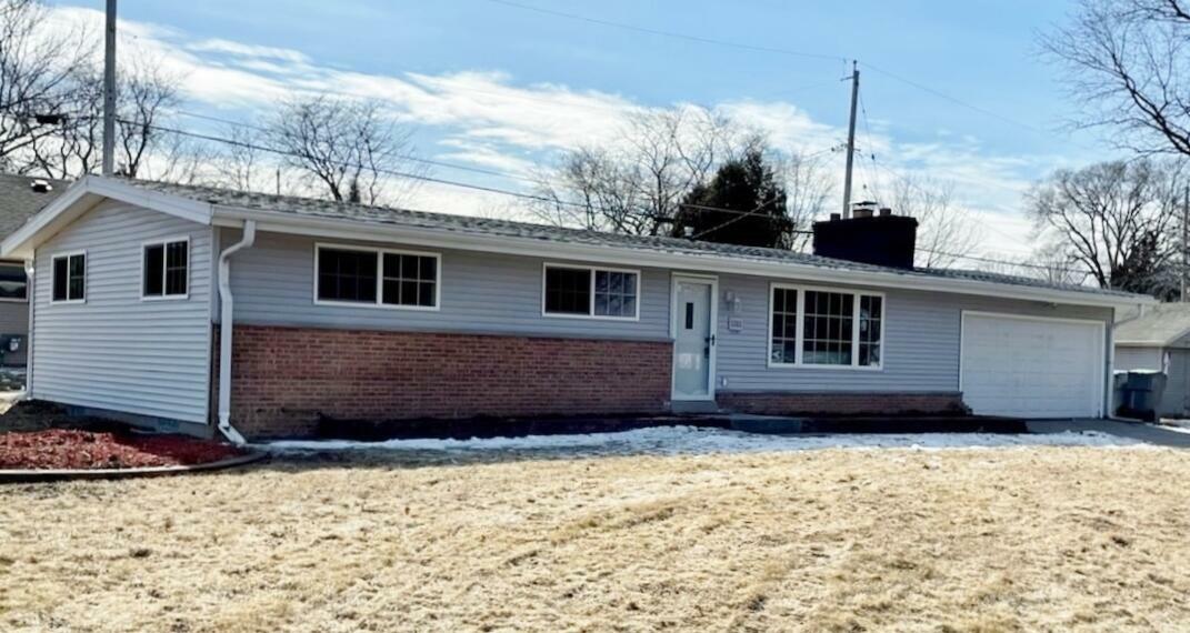 Property Photo:  5311 W Luebbe Ln  WI 53223 