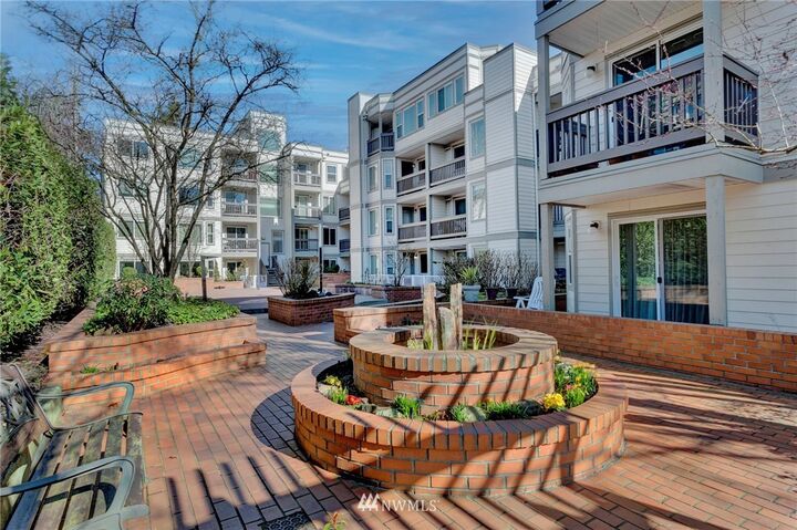 2152 N 112th Street 311  Seattle WA 98133 photo