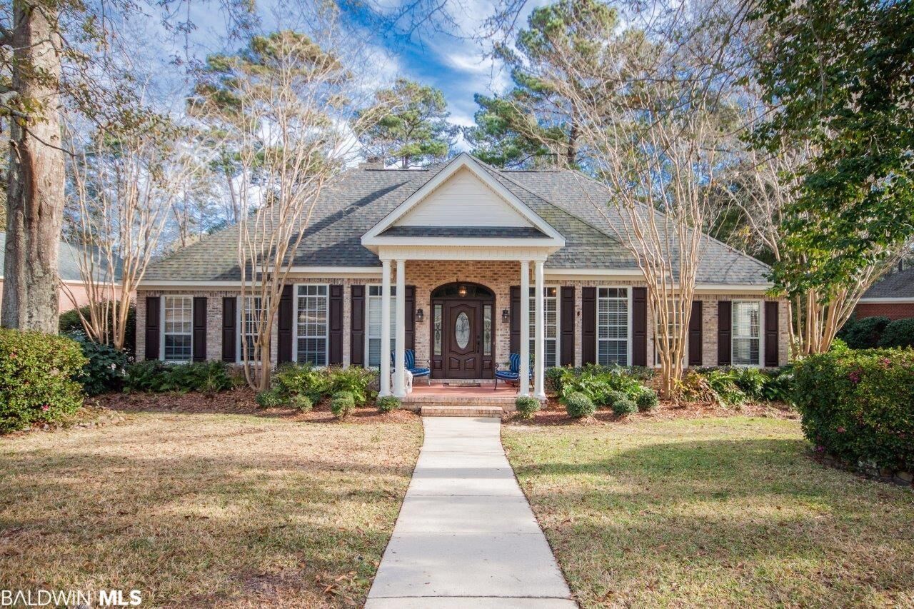 Property Photo:  8779 Pine Run  AL 36527 