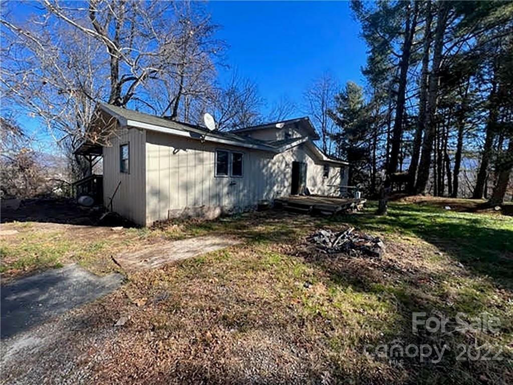 Property Photo:  292-294 Morningview Road  NC 28786 