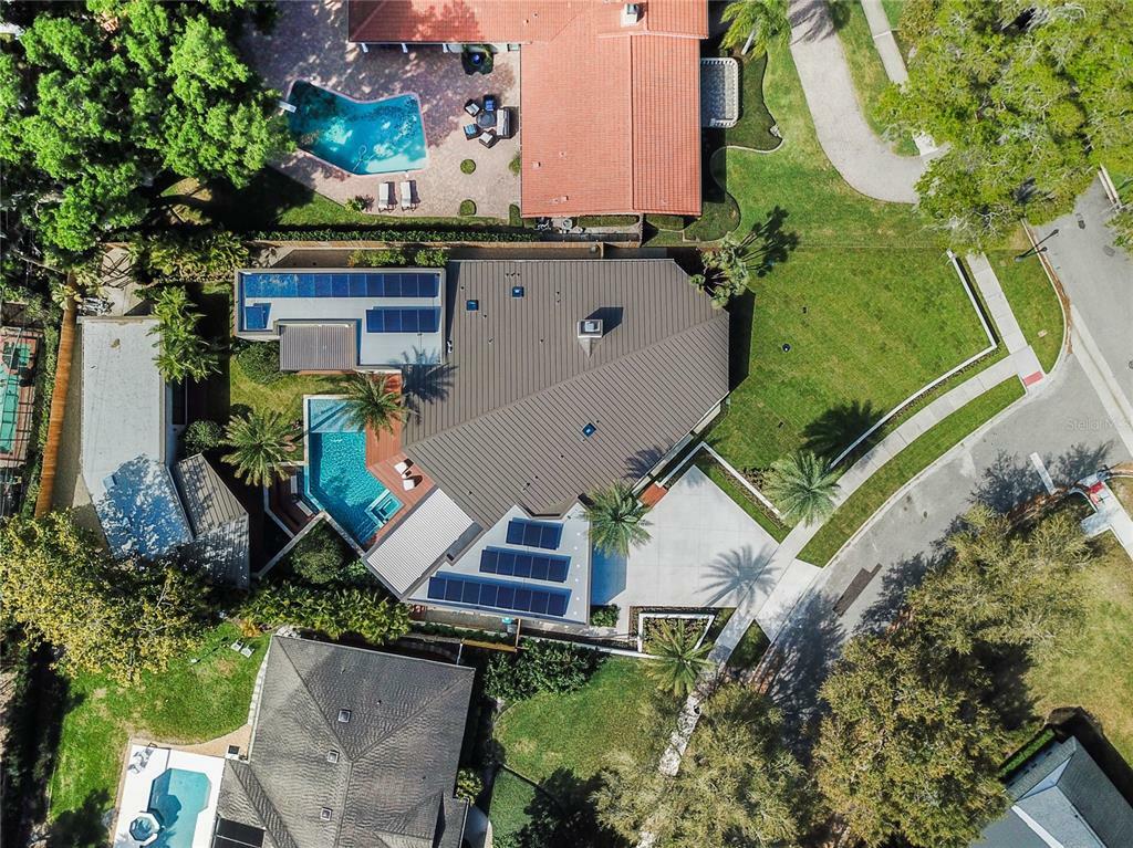Property Photo: 2672 Lake Shore Drive FL 32803