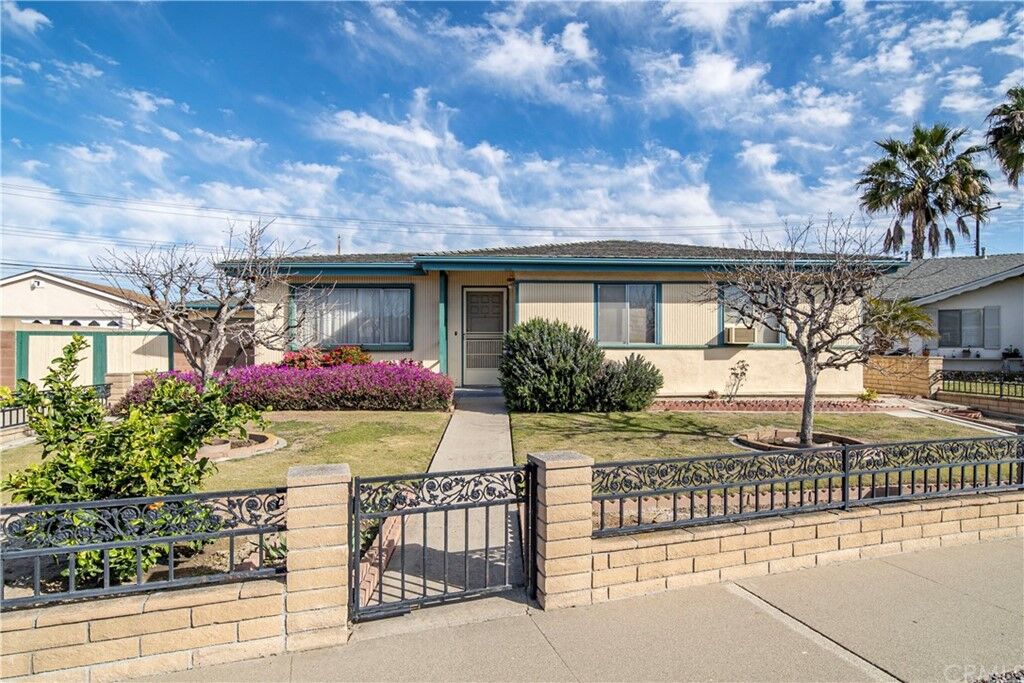 Property Photo: 5931 Abbey Drive CA 92683