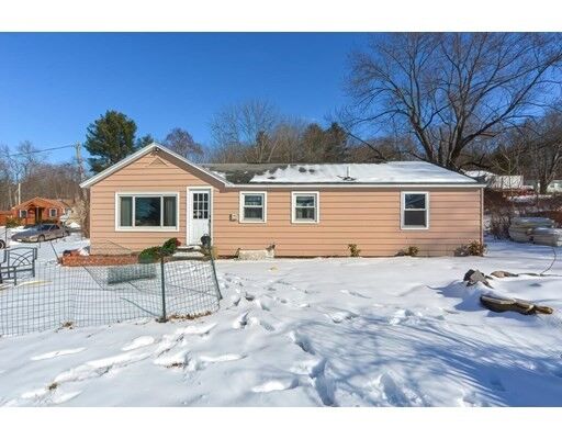 Property Photo:  7 Willow Dell Rd  MA 01081 