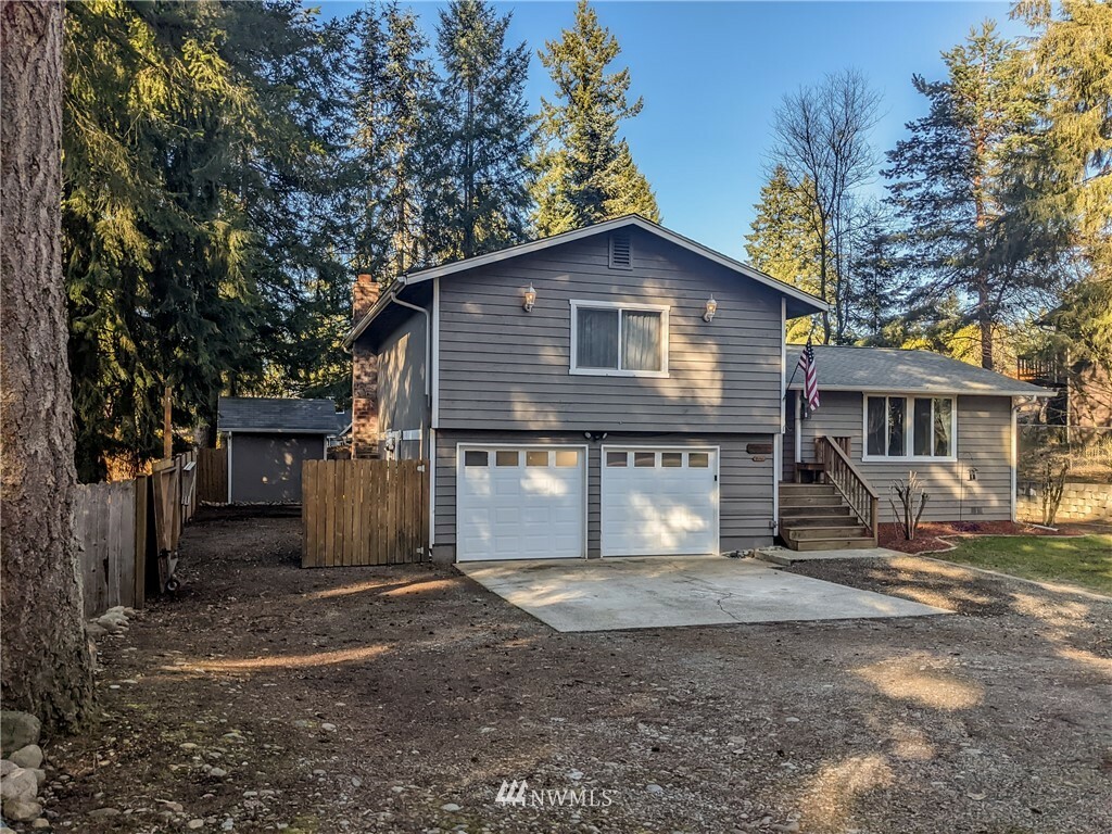 Property Photo:  22412 SE 323rd Street  WA 98042 