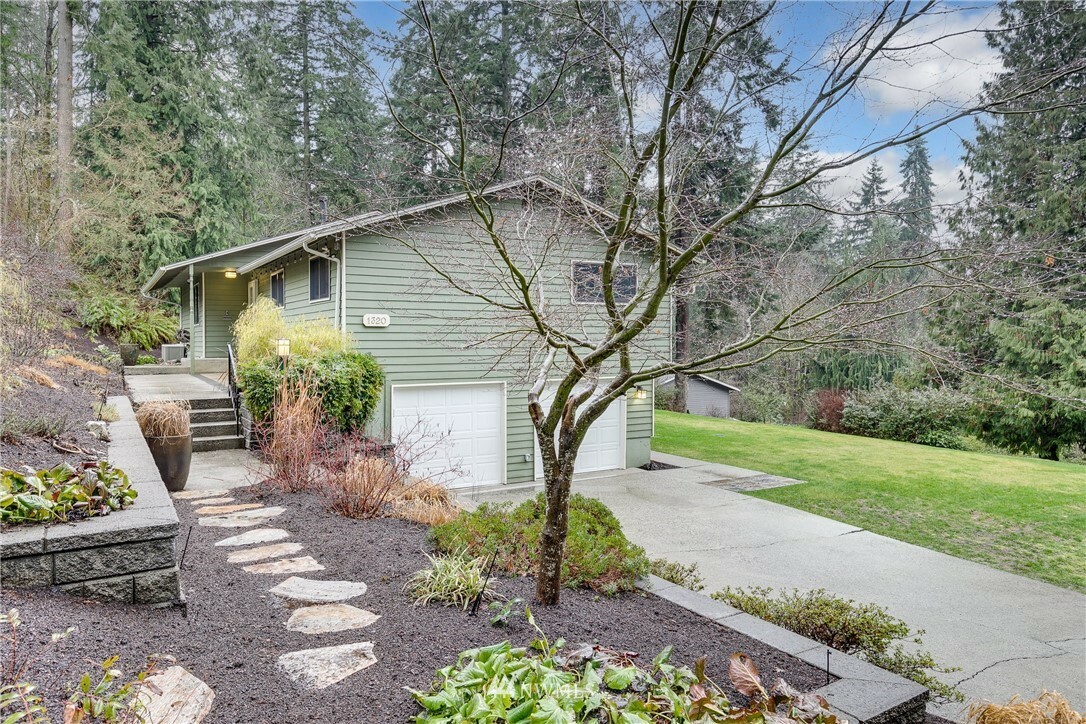 Property Photo:  1320 203rd Place SW  WA 98036 