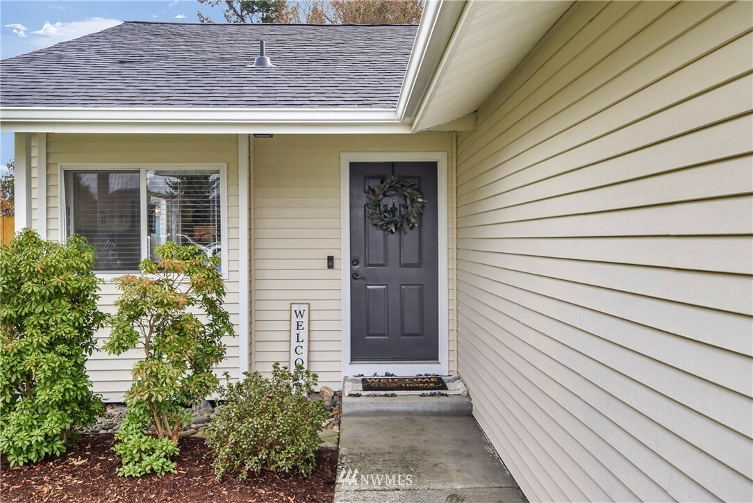 Property Photo:  9002 1st Street SE  WA 98258 