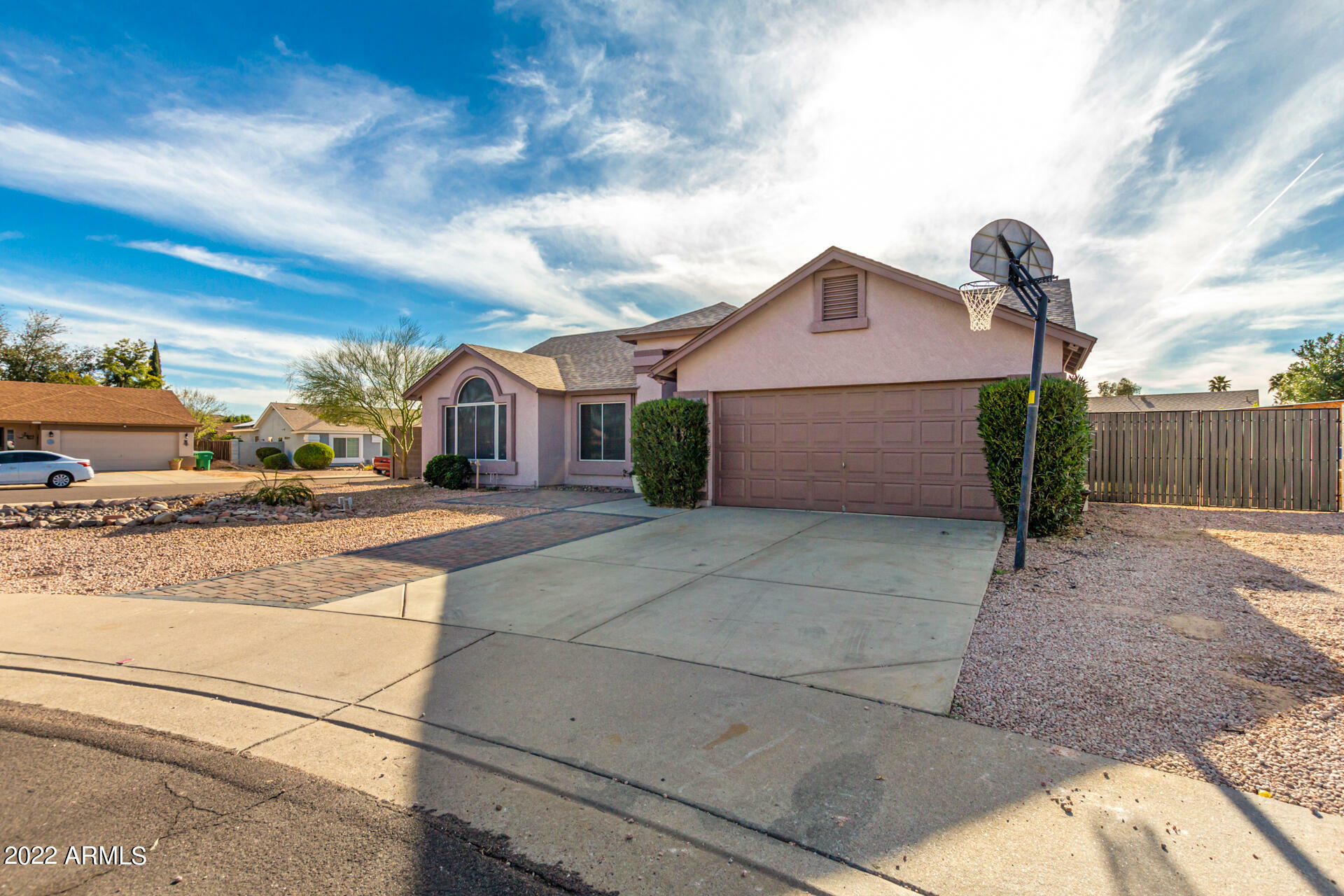 Property Photo:  1334 N Papillon Circle  AZ 85205 