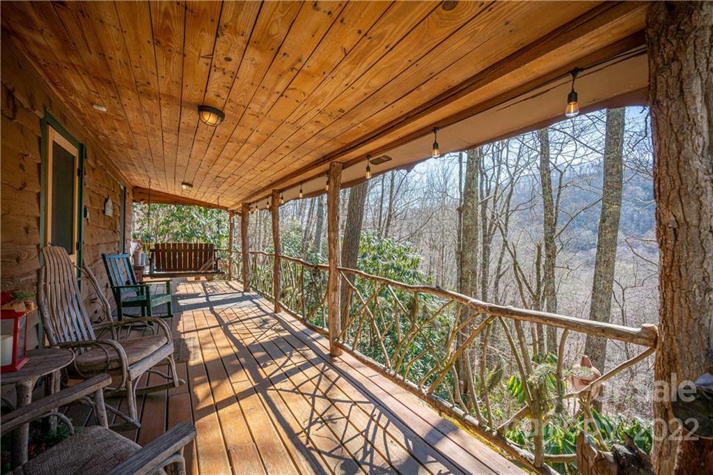 965 Long Branch Road  Maggie Valley NC 28751 photo