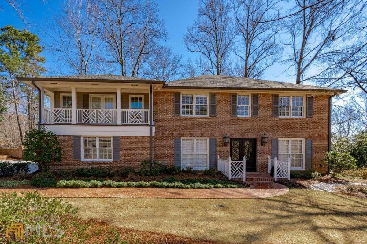 Property Photo: 5215 Vernon Springs Trail GA 30327