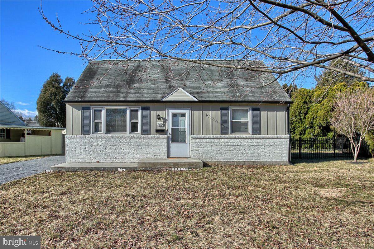 Property Photo:  324 Charles Road  PA 17050 