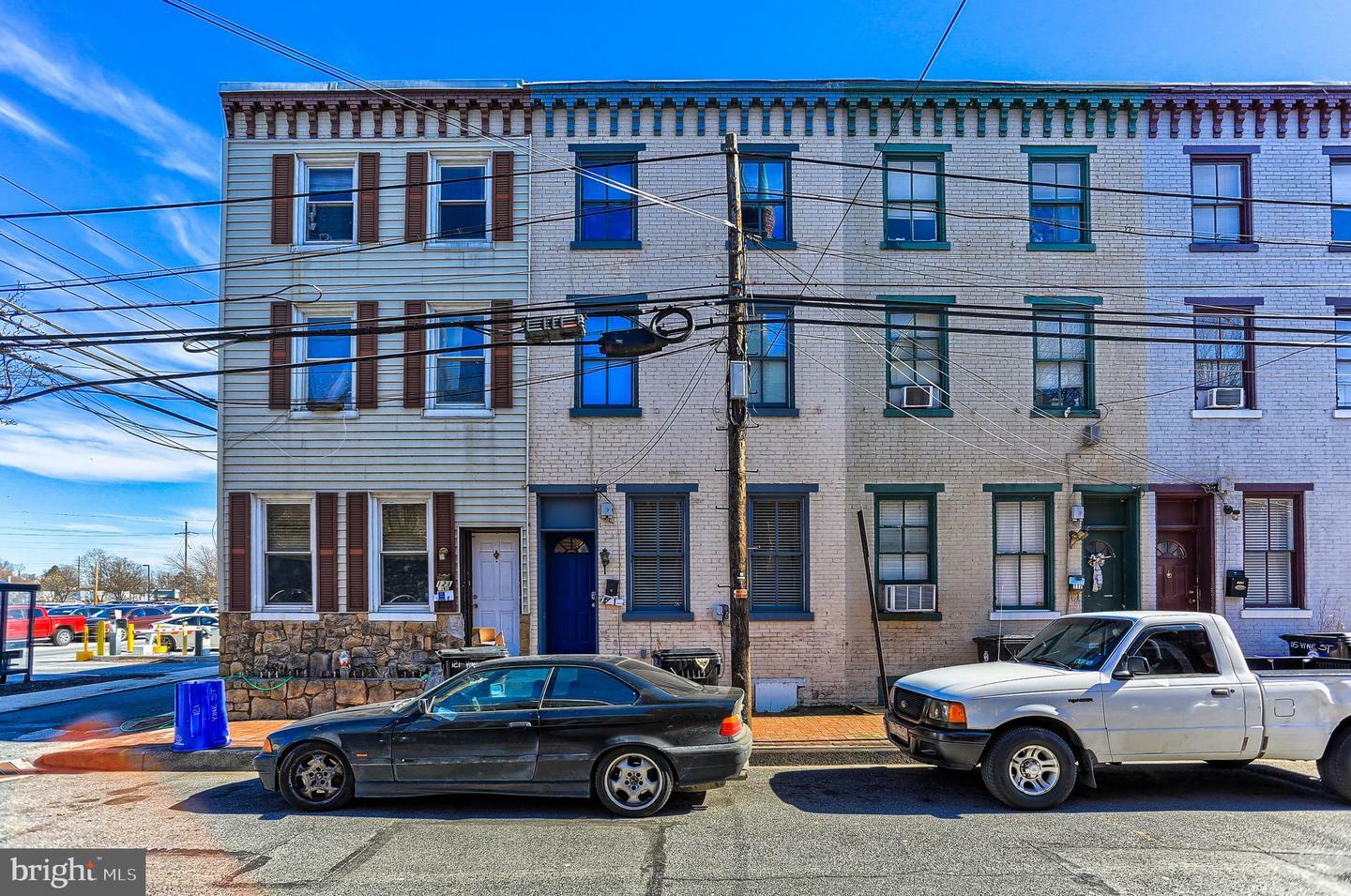 Property Photo:  119 Vine Street  PA 17104 