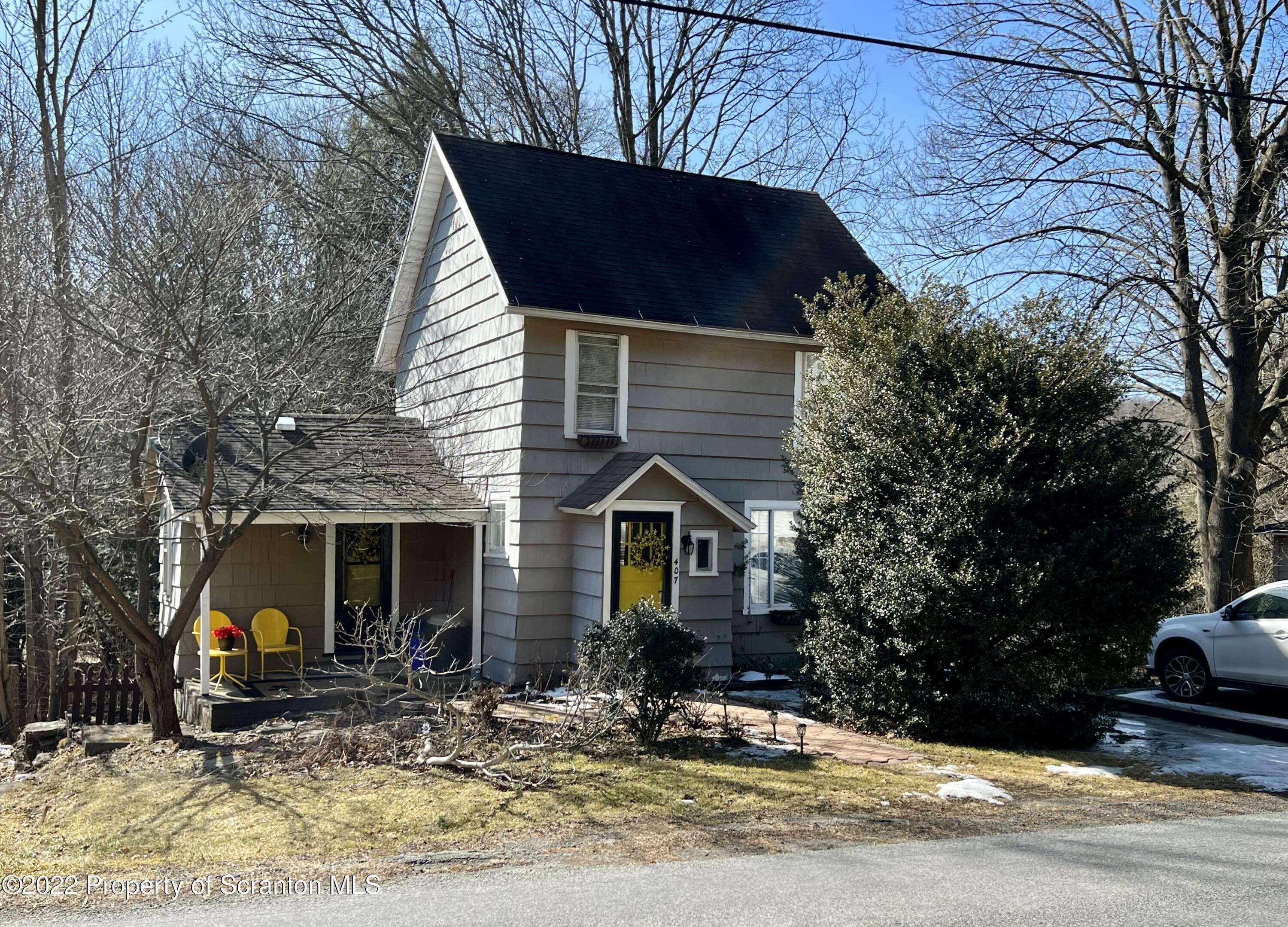 Property Photo:  407 N Turnpike Road  PA 18414 