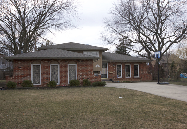 Property Photo: 638 Mills Street IL 60521