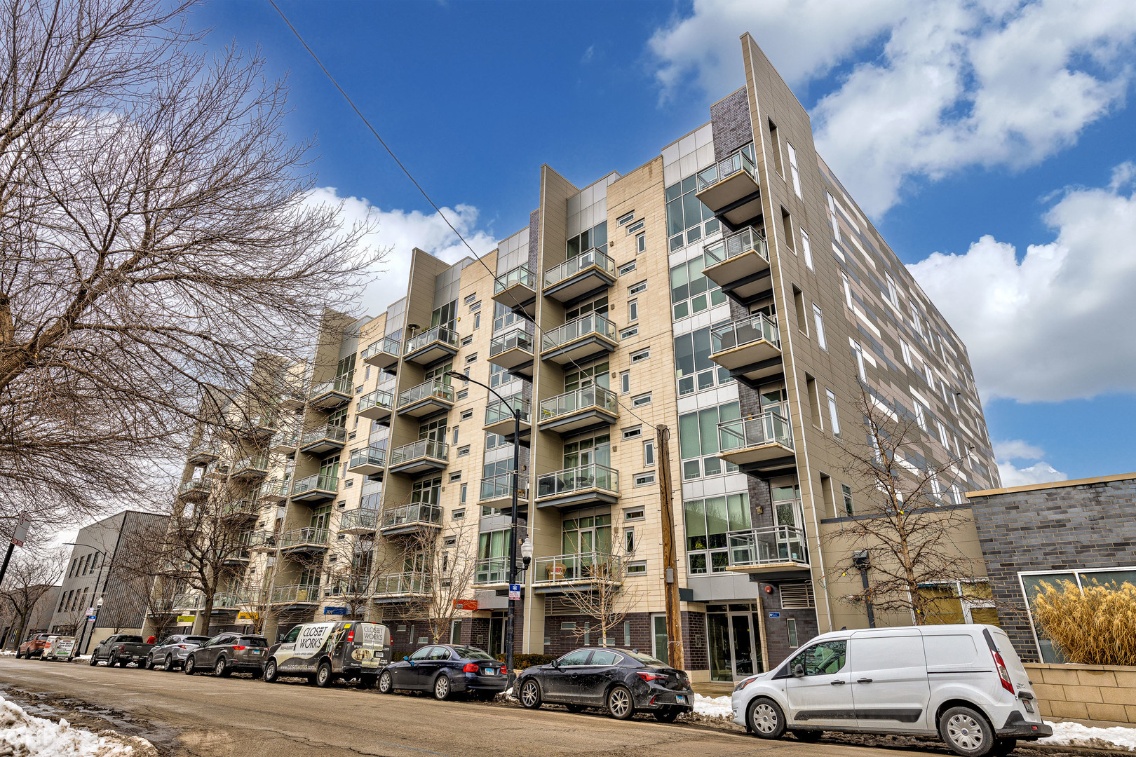 Property Photo: 1120 W Adams Street 5W IL 60607
