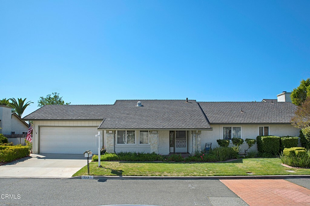 Property Photo:  1353 Village Court  CA 93065 