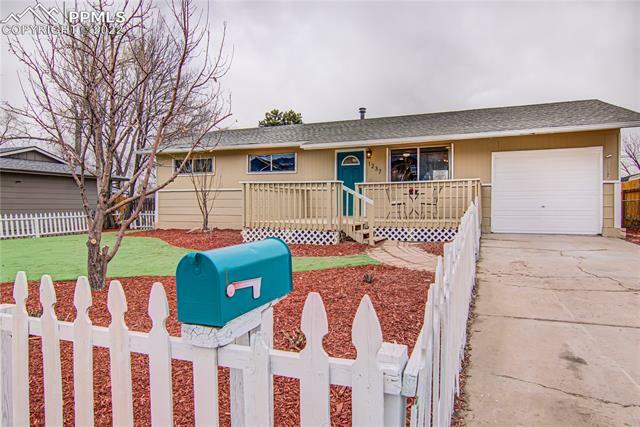 Property Photo:  1237 Hartford Street  CO 80906 