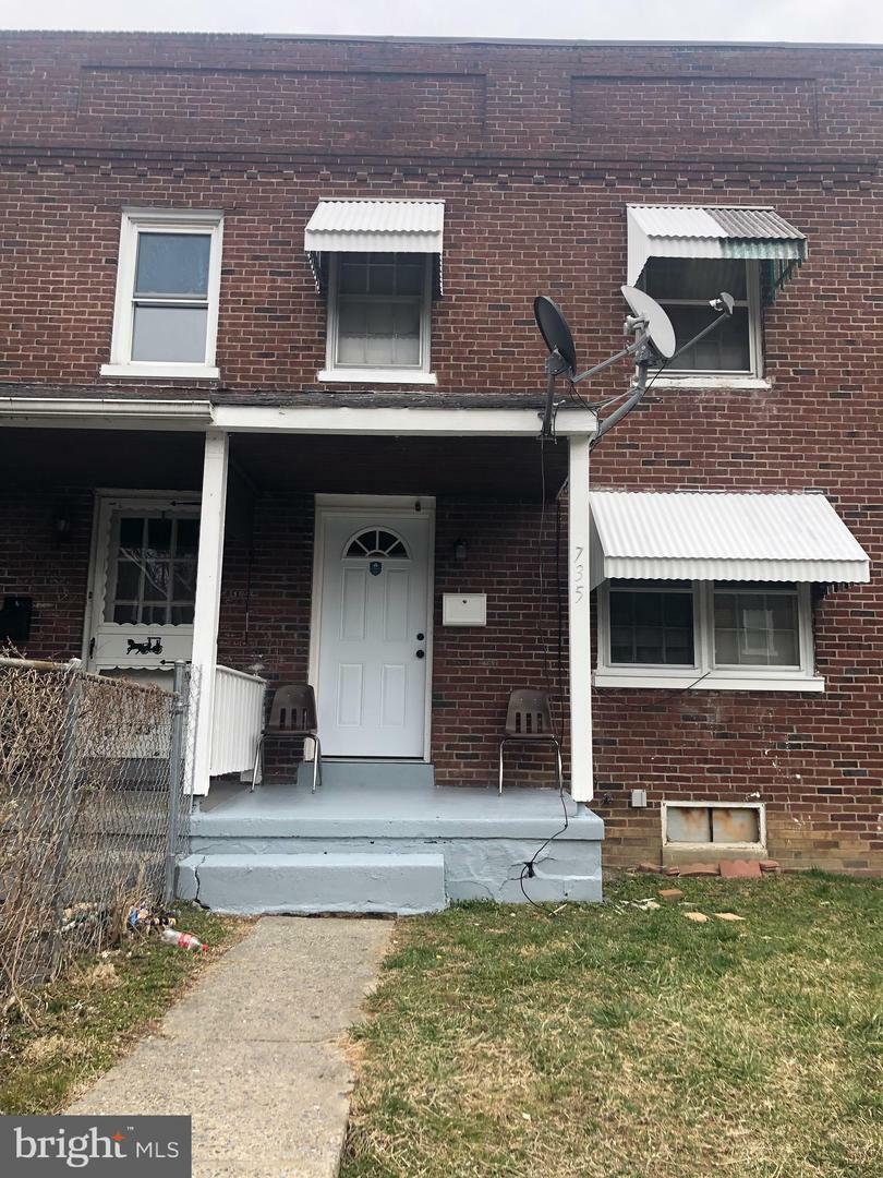 Property Photo:  735 S Plum Street  PA 17602 