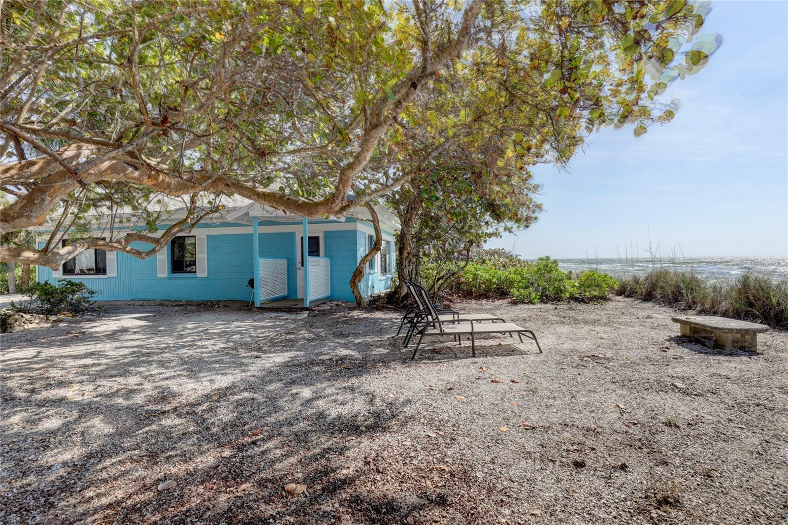 Property Photo:  3999 Casey Key Road  FL 34275 