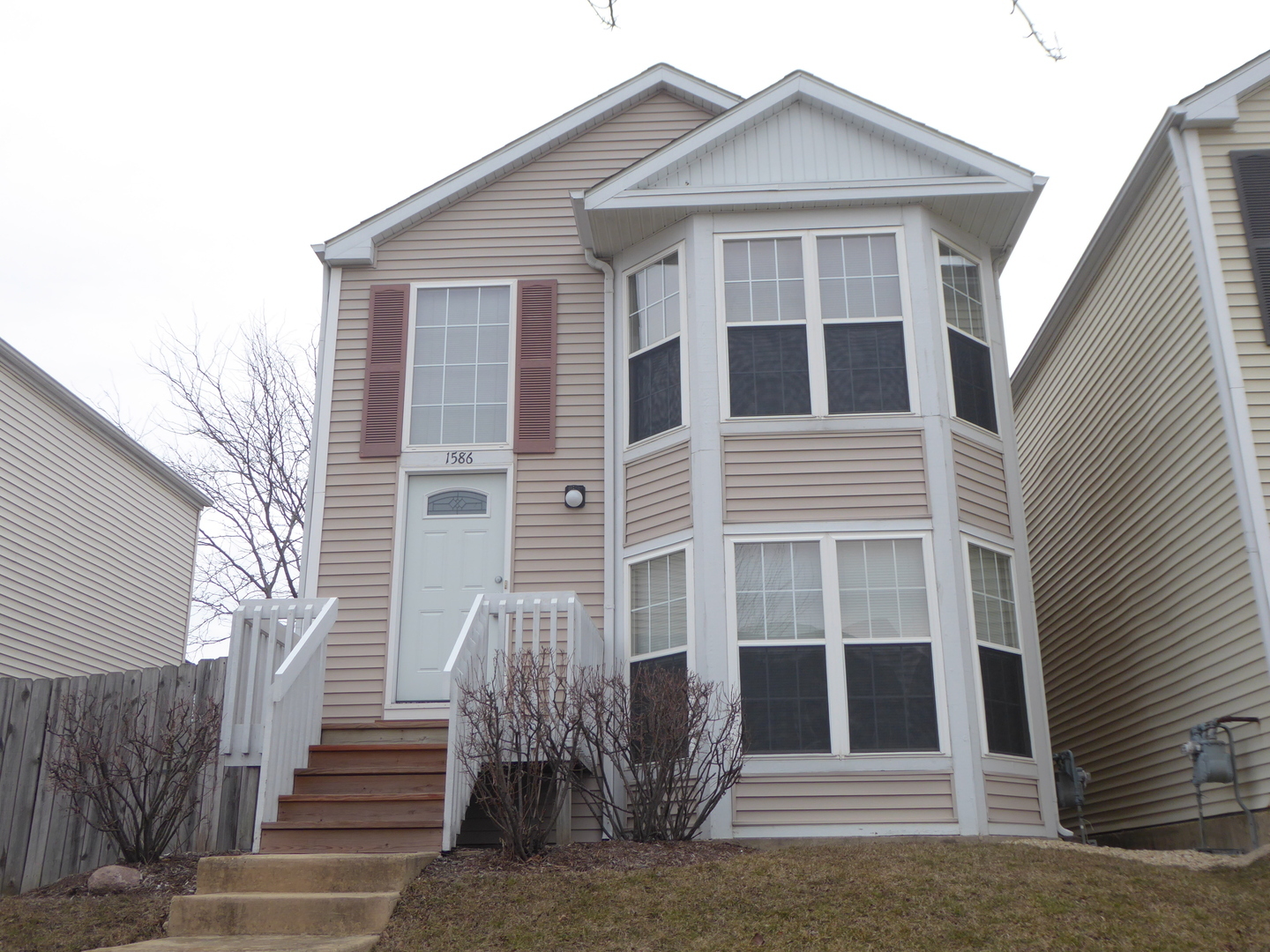 Property Photo:  1586 Linden Park Lane  IL 60504 