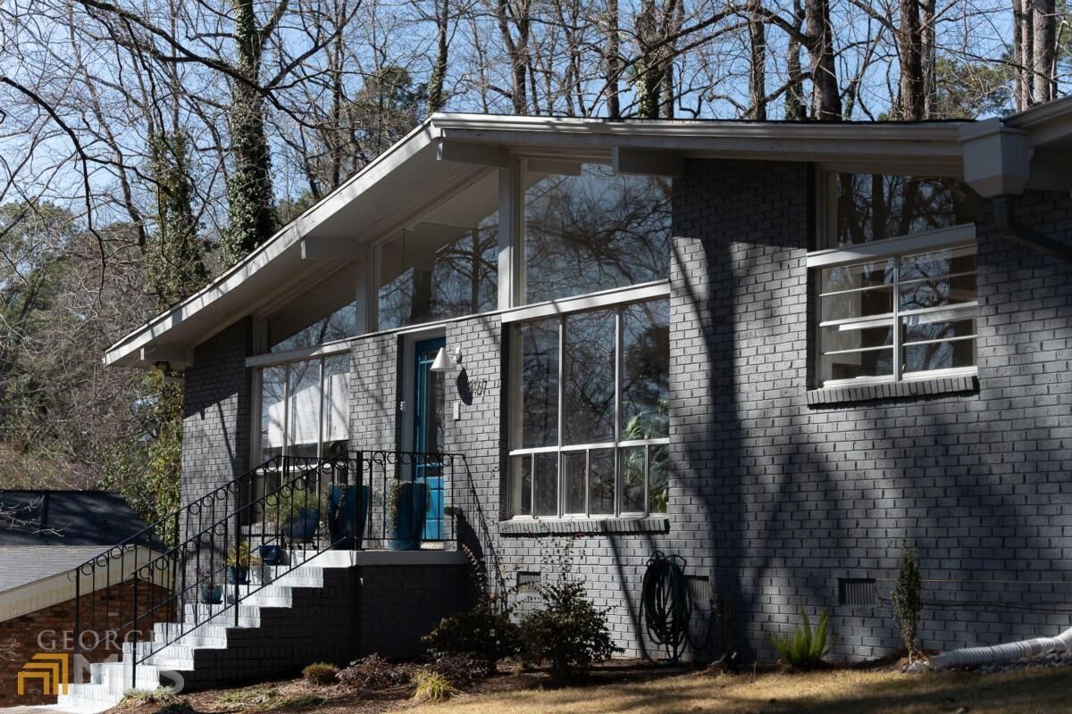 Property Photo:  3167 Valleydale Drive SW  GA 30311 