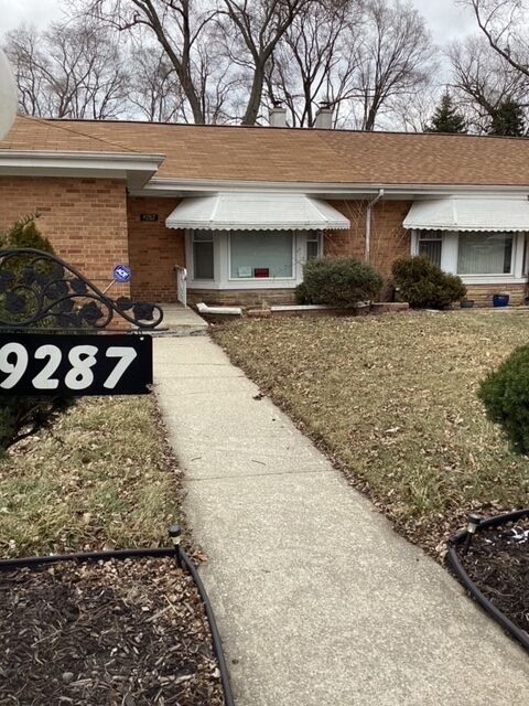 Property Photo: 9287 S Burnside Avenue IL 60619