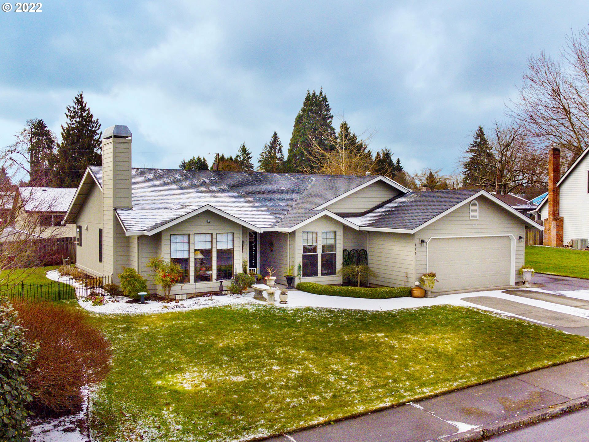 Property Photo:  113 NE 70th Cir  WA 98665 