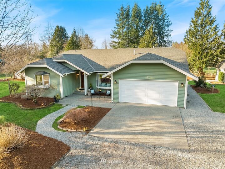 Property Photo:  32832 SE 47th Place  WA 98024 