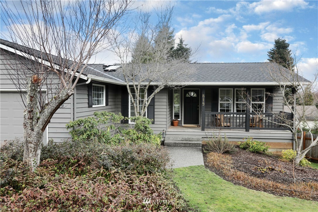 Property Photo:  819 Gleason Lane  WA 98260 