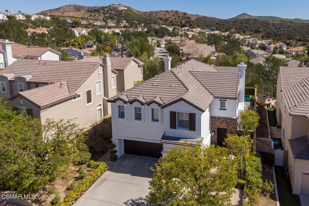 Property Photo: 912 Blackbourne CA 91377