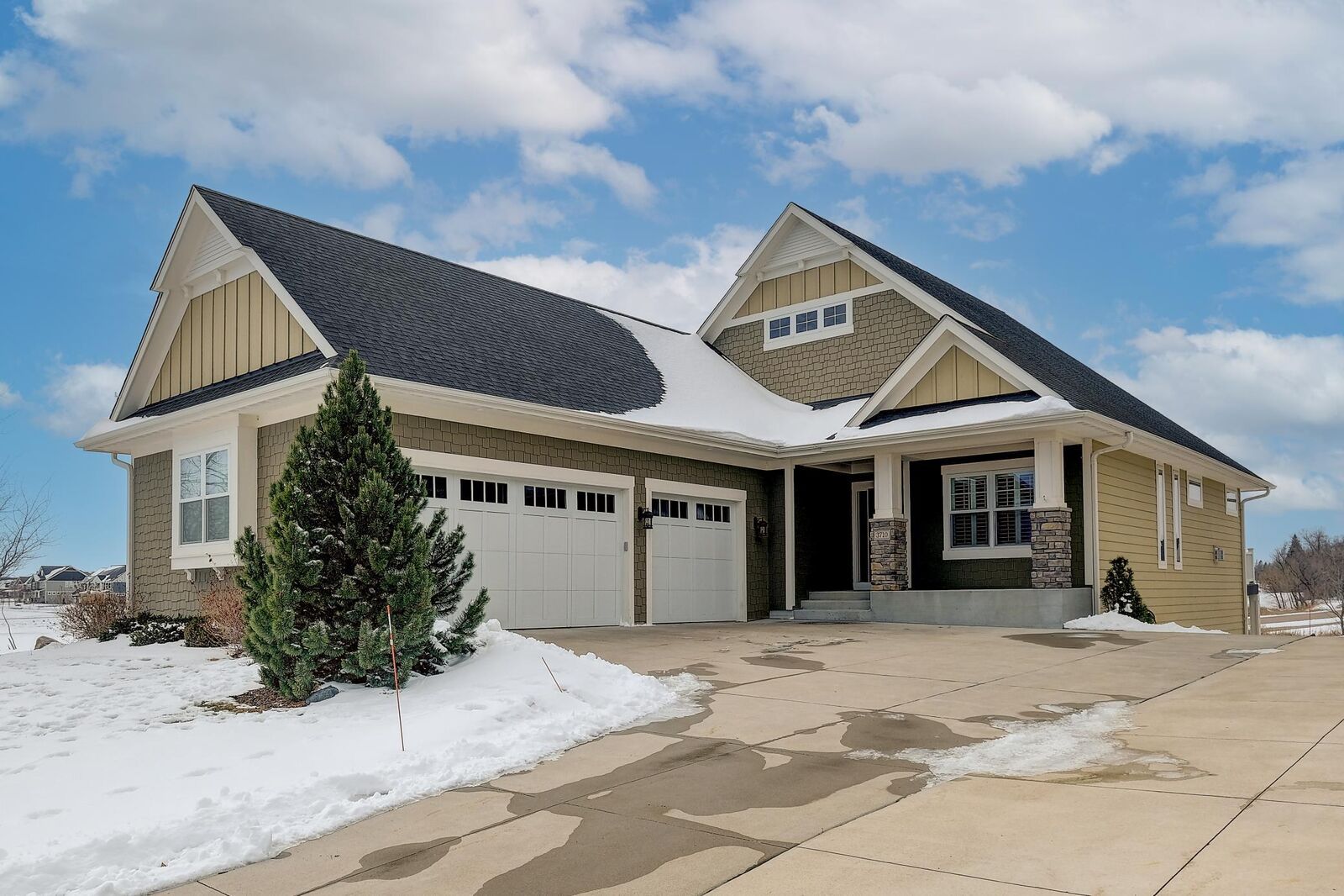 Property Photo: 3710 Talero Curve MN 55318