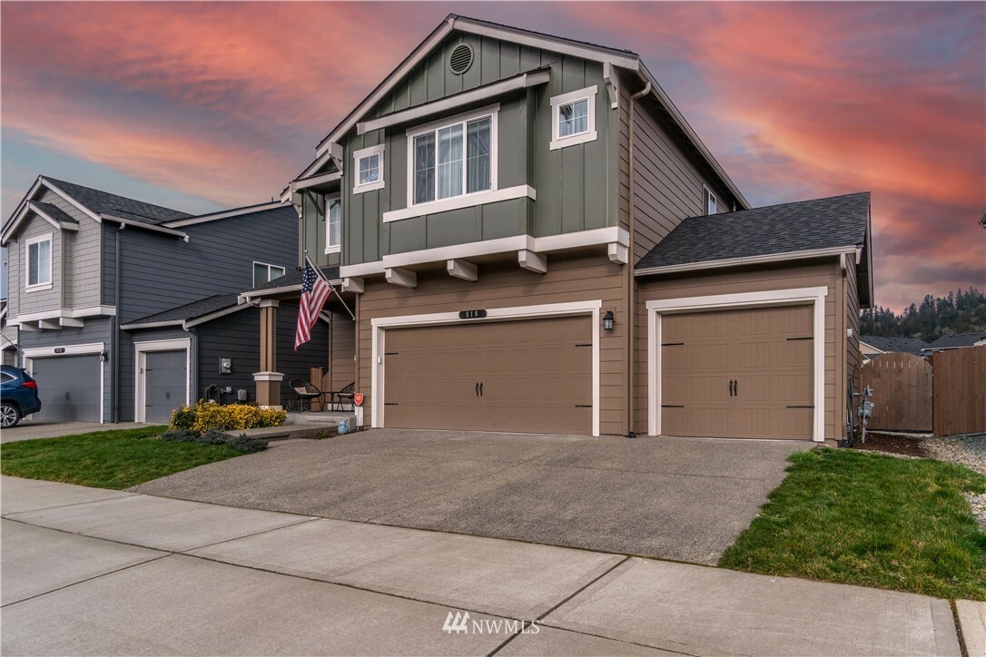 Property Photo:  818 Louise Wise Avenue NW  WA 98360 