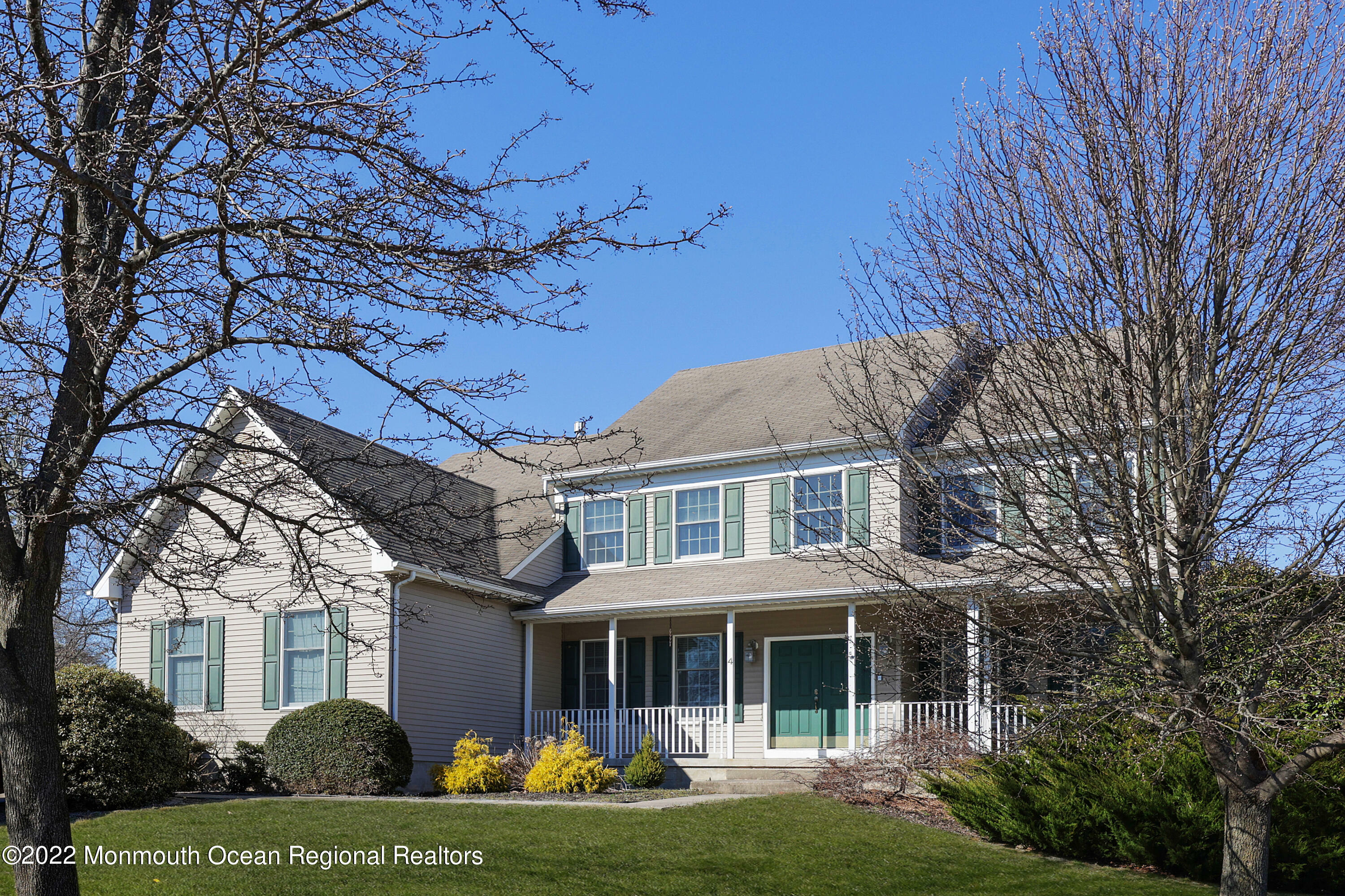 Property Photo: 4 Larchwood Court NJ 08721
