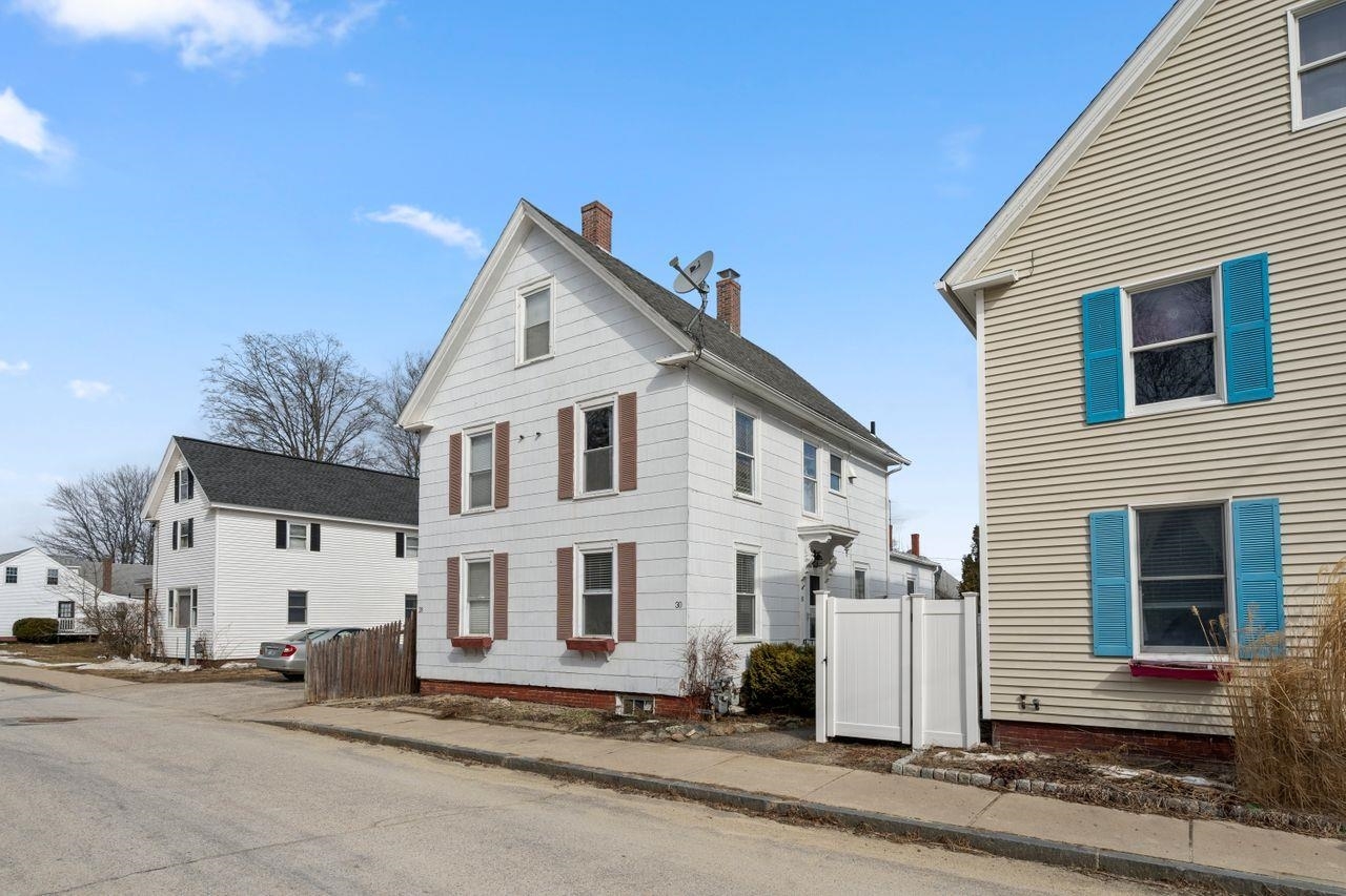 Property Photo: 30 South Pine Street 2 NH 03820