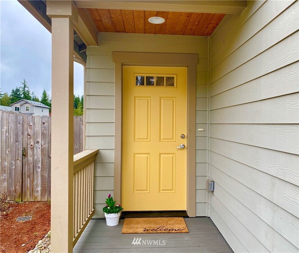 Property Photo: 404 NE Hazelberry Court WA 98370