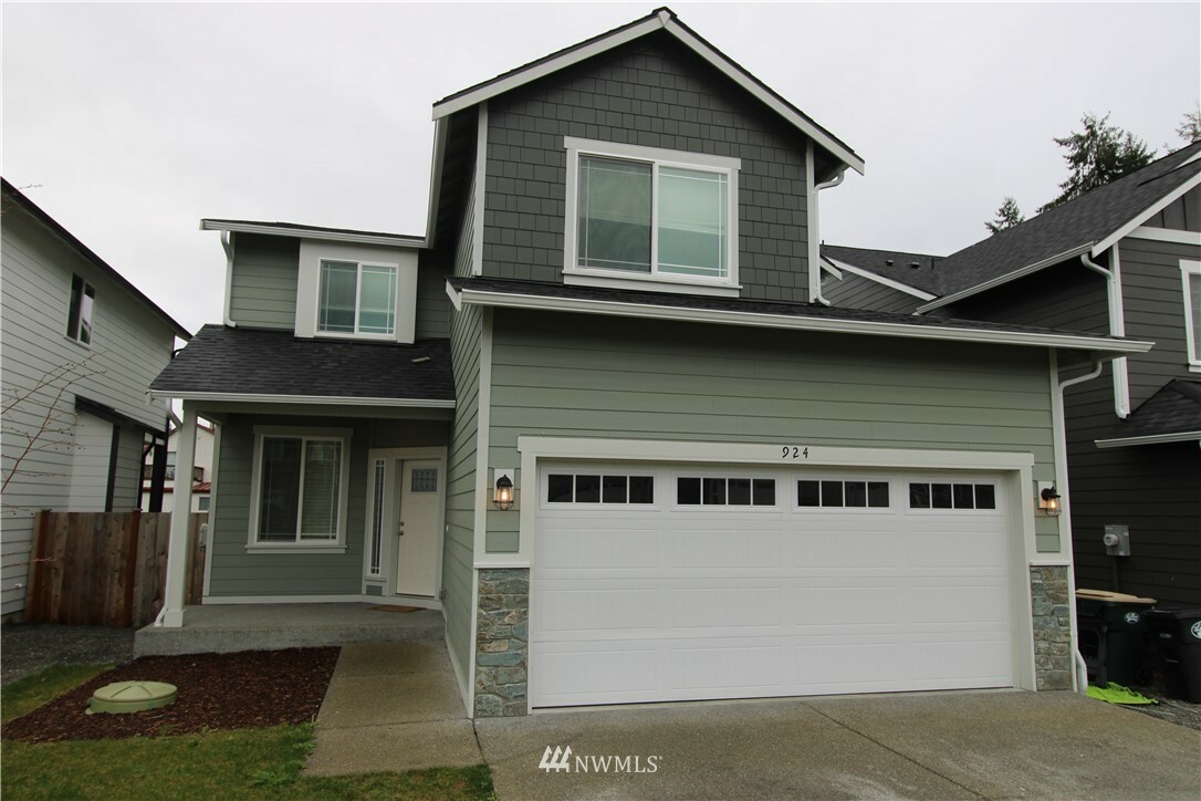 Property Photo:  924 Burton Ray Street NE  WA 98516 