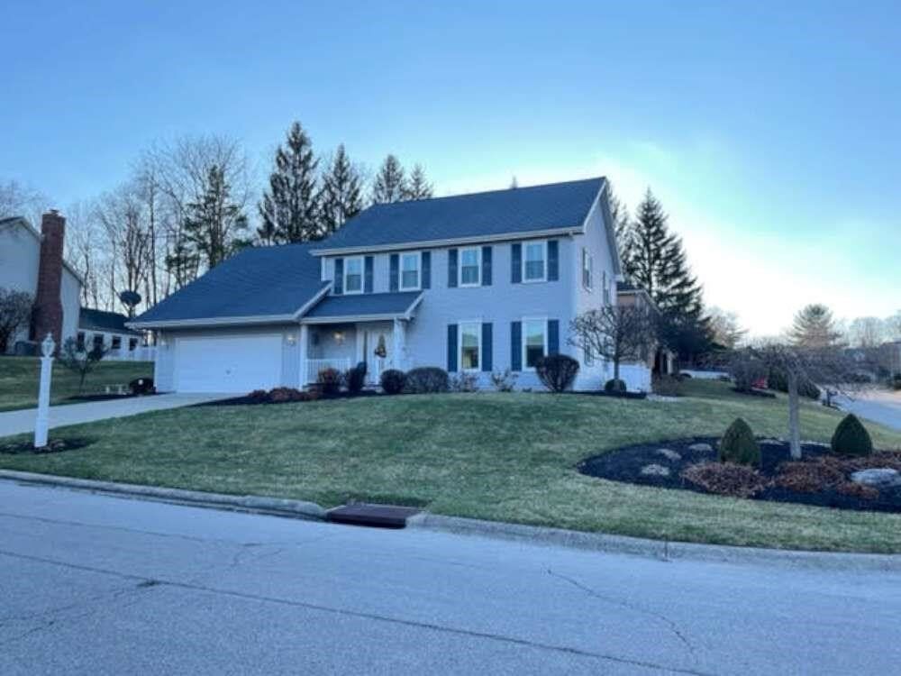 Property Photo:  1408 Hunters Point Drive  IN 47374 