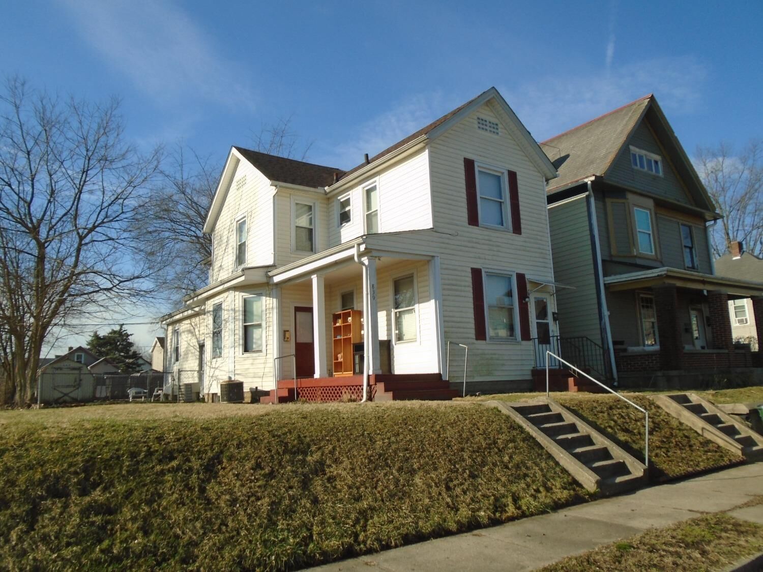Property Photo: 837 Fairview Ave 839 OH 45015