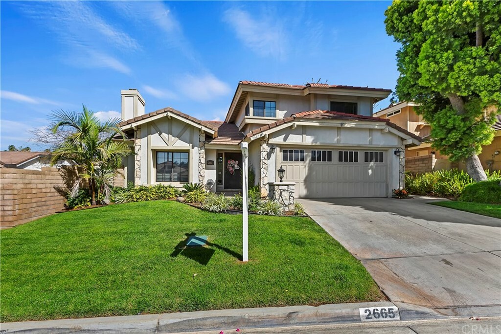 Property Photo:  2665 Hampton Way  CA 92506 