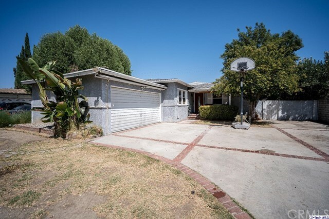 7006 Oso Avenue  Winnetka CA 91306 photo