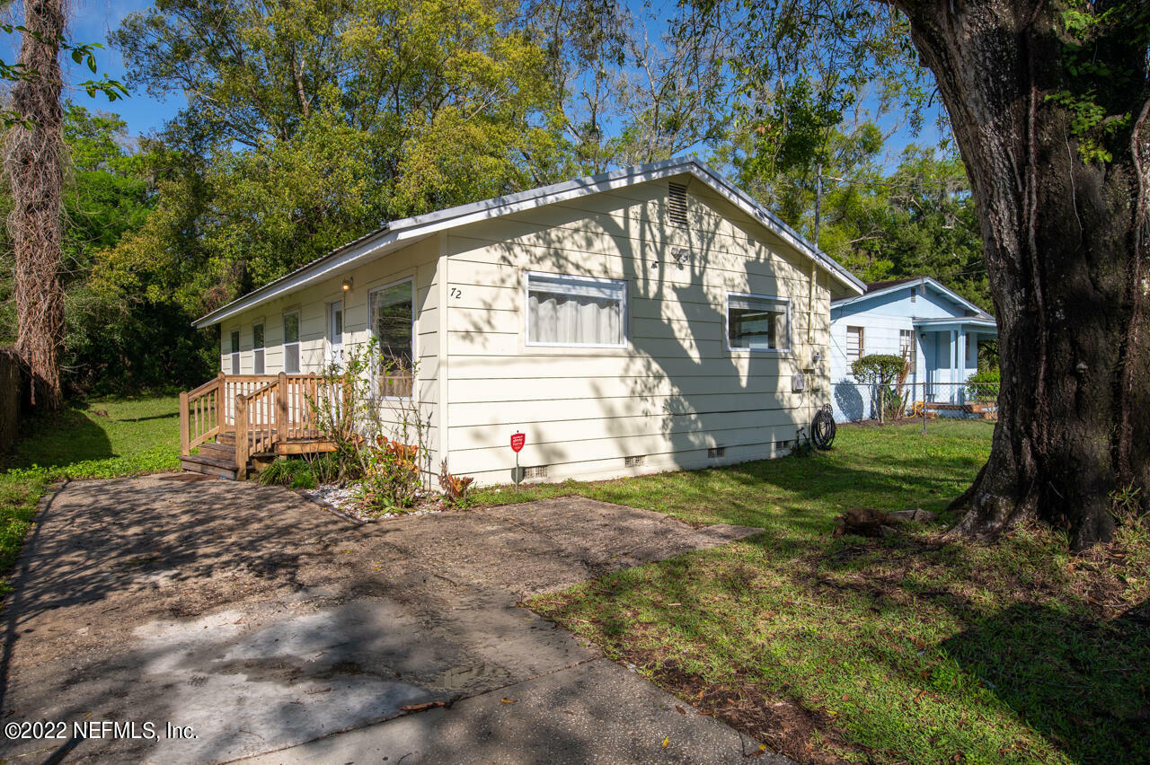 Property Photo:  72 N Whitney Street  FL 32084 