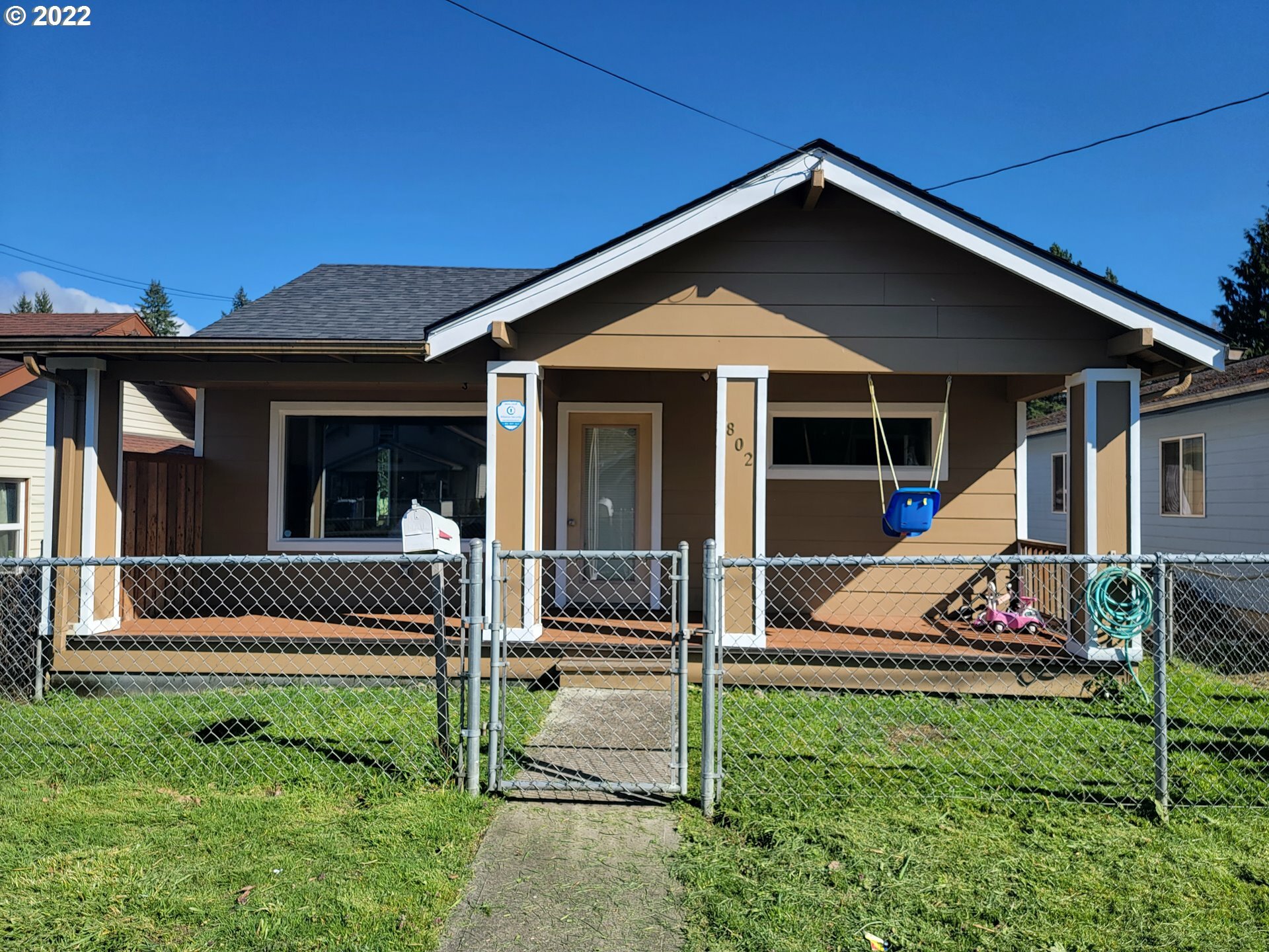 802 N Pacific Ave  Kelso WA 98626 photo