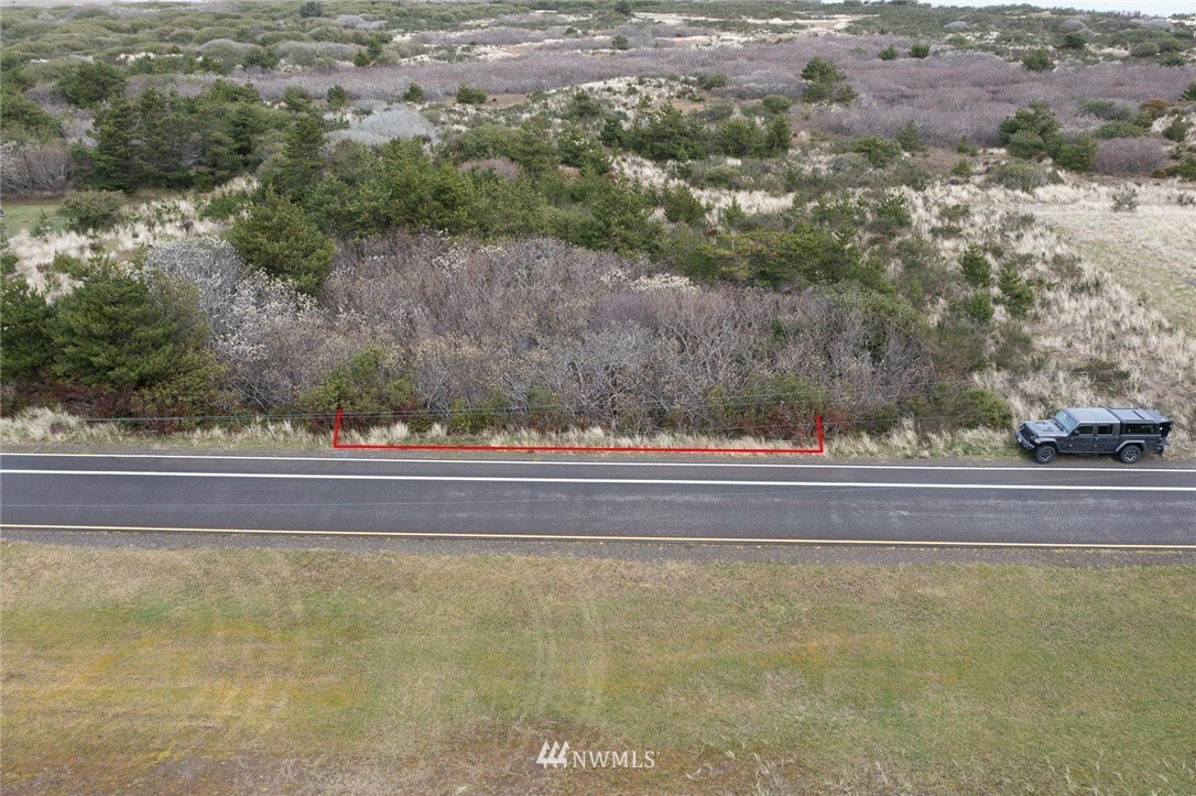 Property Photo: 1362 E Ocean Shores Boulevard WA 98569