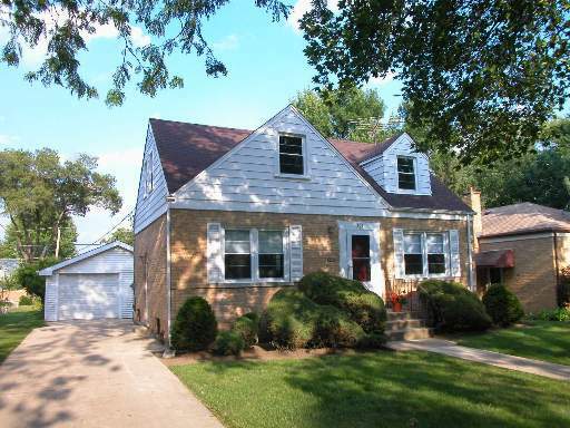 Property Photo: 403 N Maple Street IL 60056