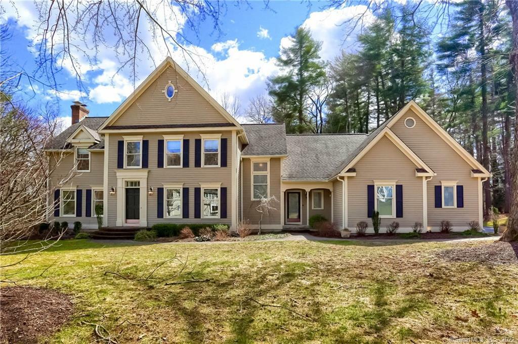 Property Photo: 8 Clover Lane CT 06089