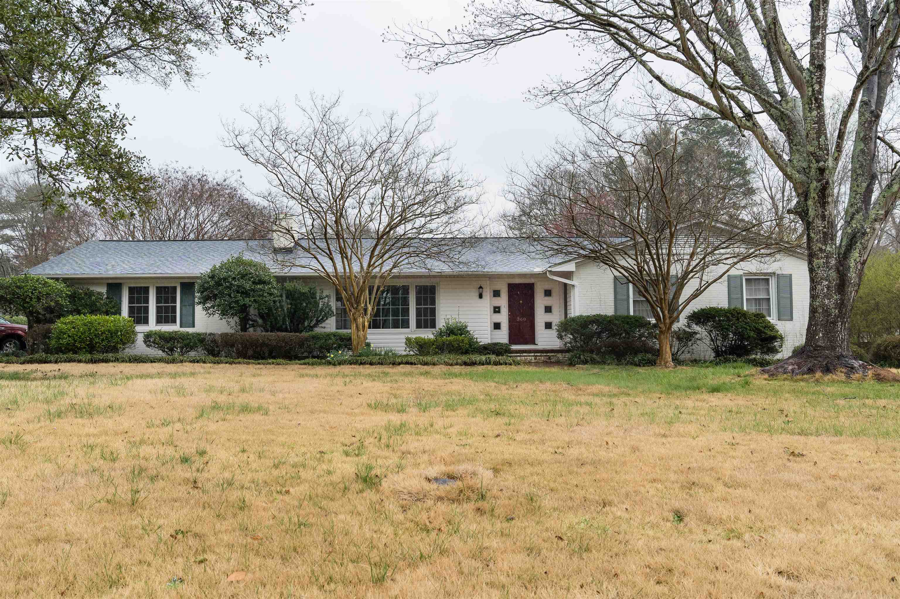 Property Photo:  360 Lake Forest Drive  SC 29307 