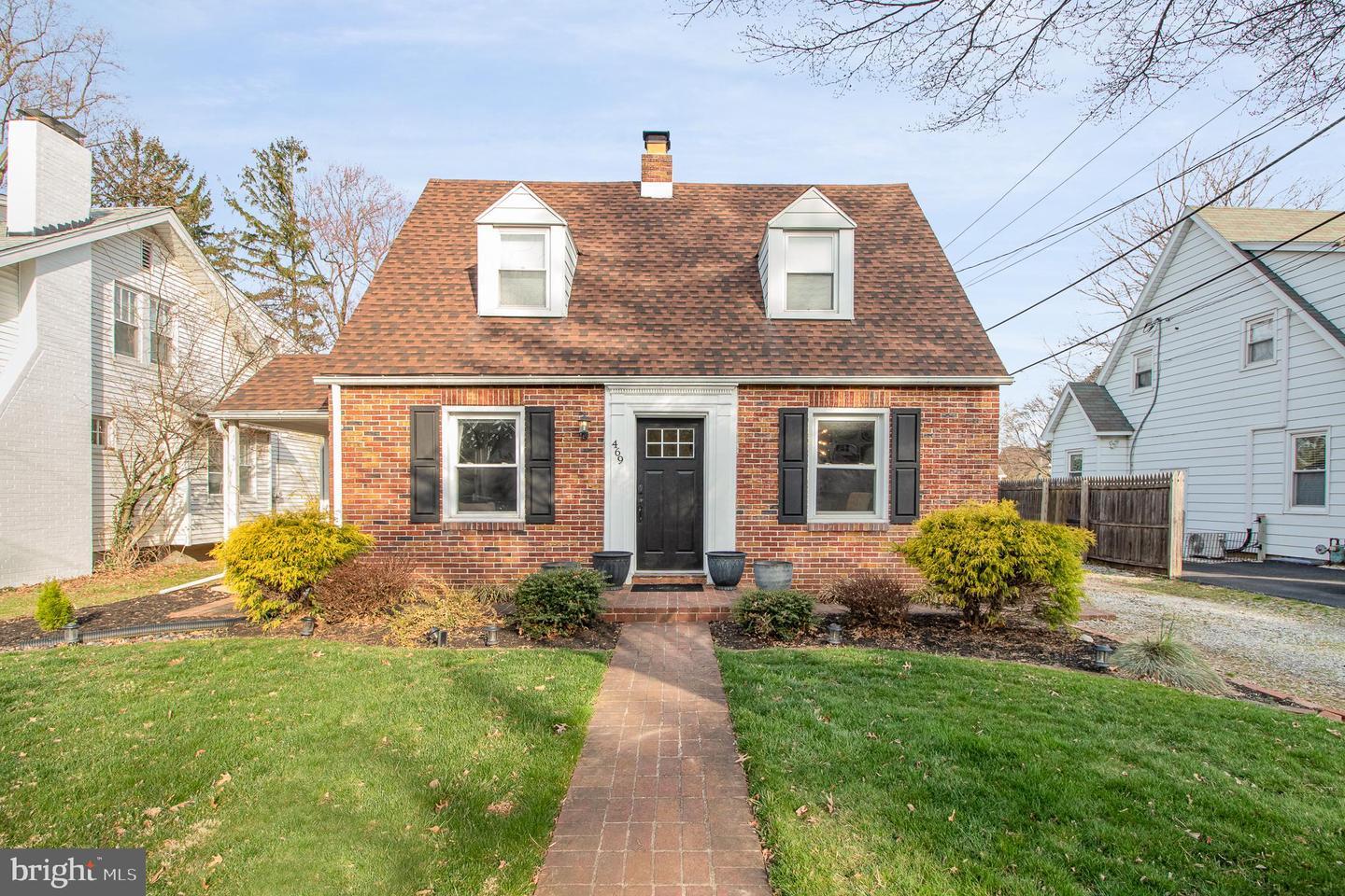 Property Photo: 469 Hillcrest Road PA 17403