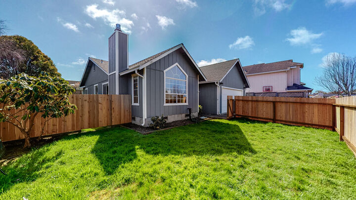 2245 Forest Lake Court  Myrtletown CA 95501 photo