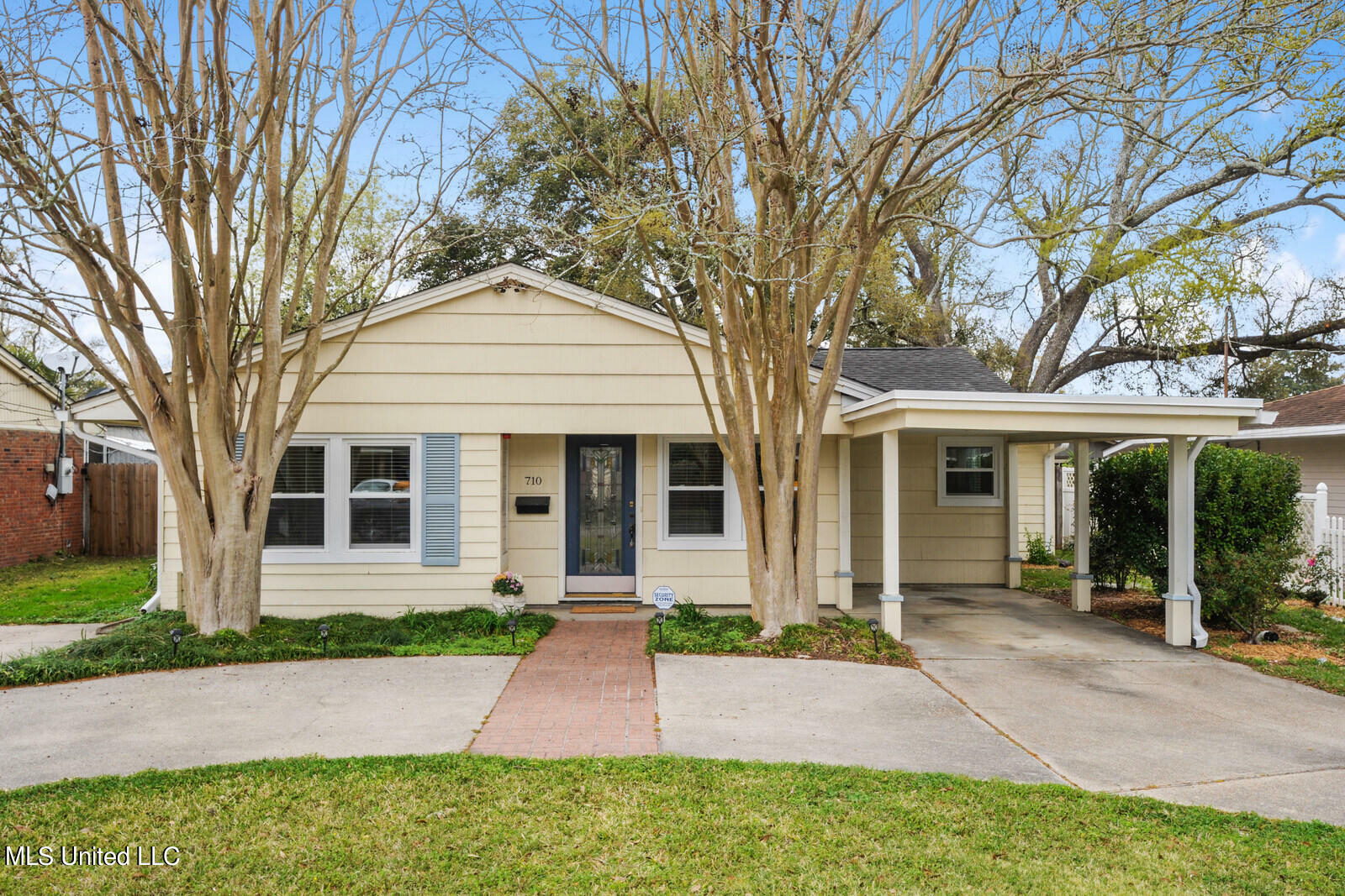 Property Photo:  710 Mills Avenue  MS 39501 