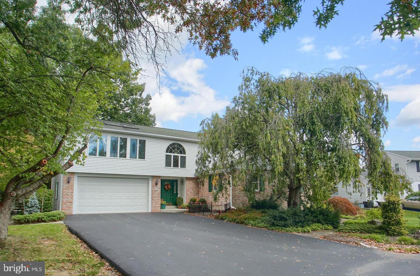 Property Photo: 112 Holly Drive PA 17055