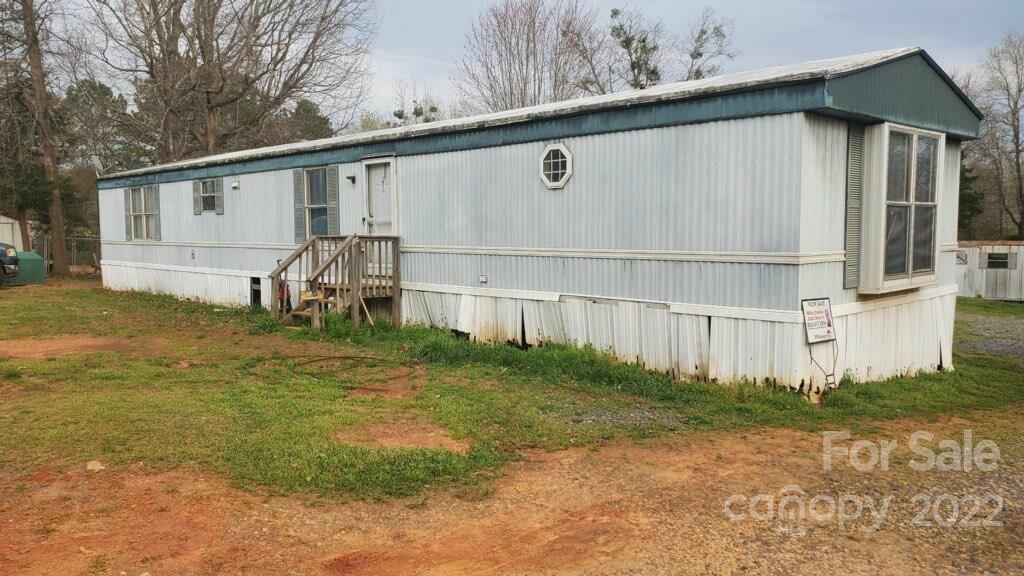 Property Photo:  2427 Indian Trail  SC 29730 